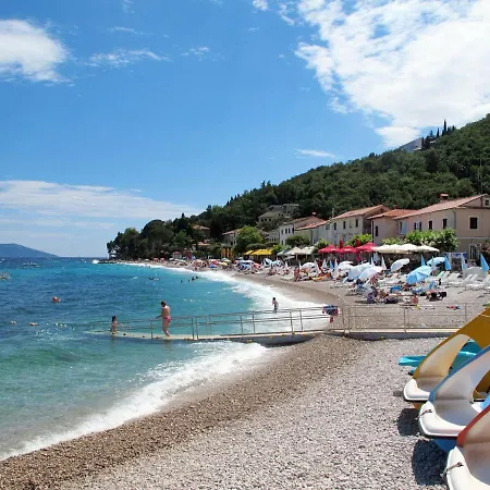 Appartement Andrea-1 By Interhome