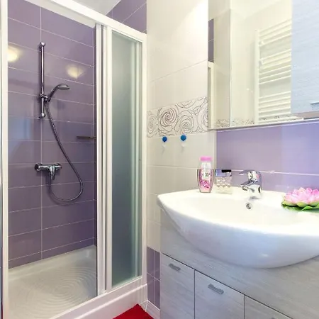 Andrea - Mod140 By Interhome * Martina